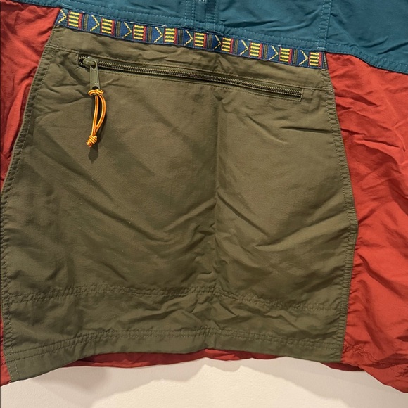 L.L. Bean Women's Teal Nylon Jacket NWOT - Picture 3 of 5